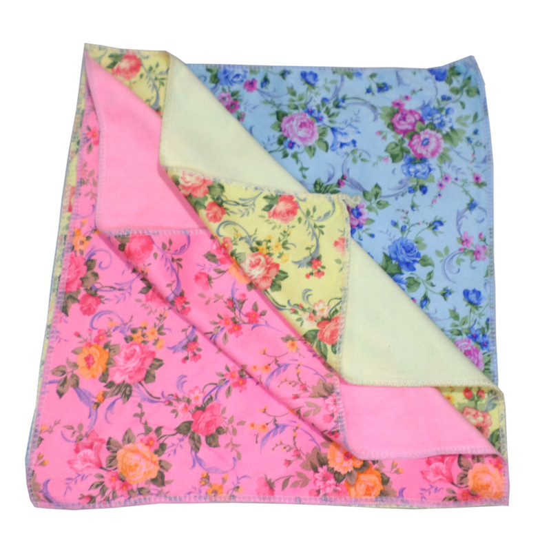 دستمال نظافت مدل گلدار بسته سه عددی