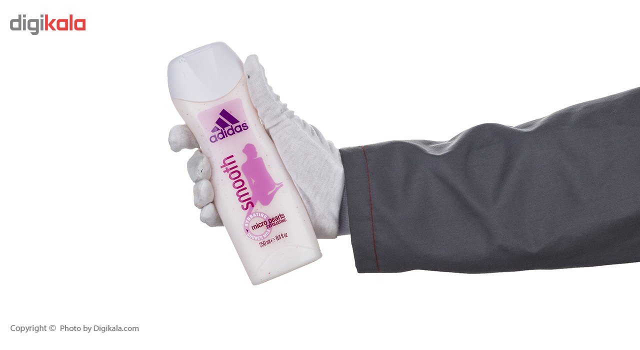 شامپو بدن زنانه آدیداس مدل Smooth حجم 250 میلی لیتر