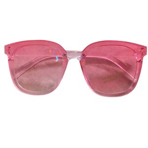 نقد و بررسی عینک آفتابی بچگانه کد PICH 77 توسط خریداران
