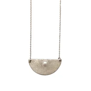 گردنبند نقره زنانه مدل لبخند مروارید