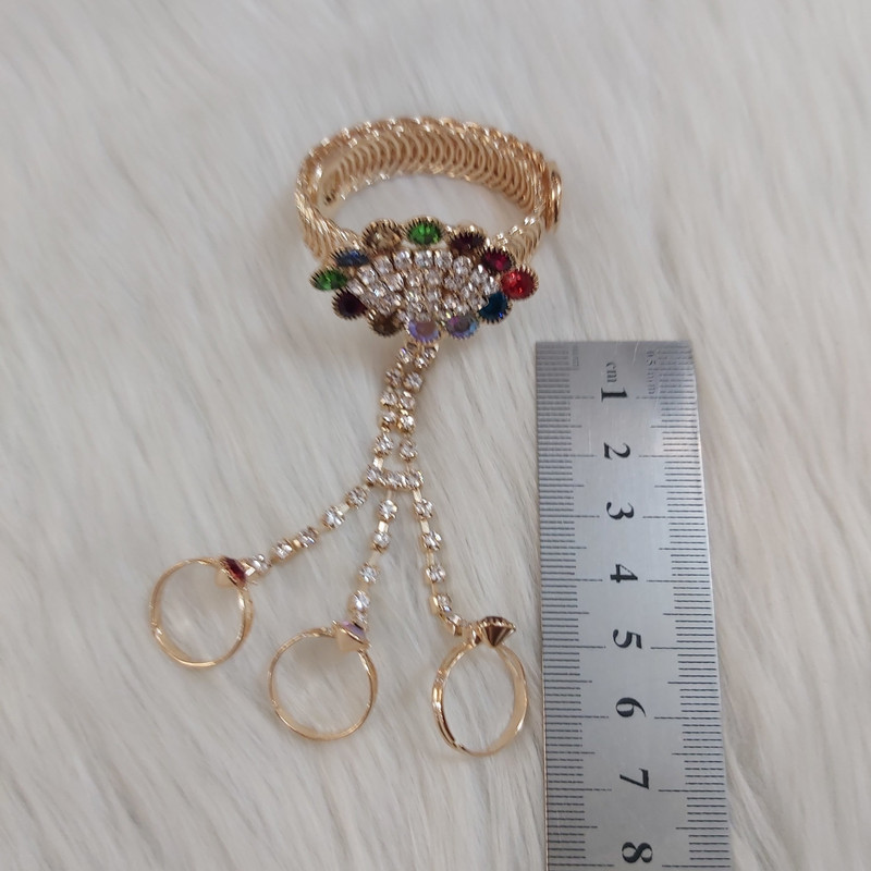 دستبند دخترانه مدل تمیمه طرح سه انگشتری کد tam116