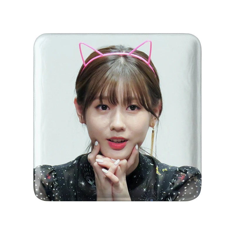 مگنت خندالو طرح میون گروه جی آیدل GIdle  مدل مربعی کد 19528