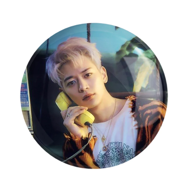 مگنت خندالو مدل مینهو گروه شاینی Shinee  کد 21351