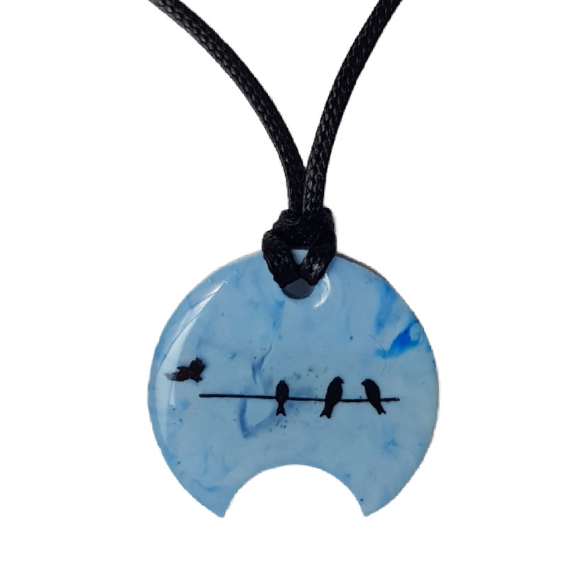 گردنبند دخترانه مدل رزینی طرح پرنده گردنبند دخترانه مدل رزینی طرح پرنده