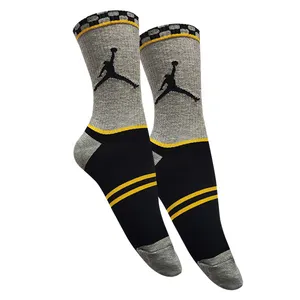 جوراب ساق بلند مردانه مدل پنبه کش اسپرت کد TO11