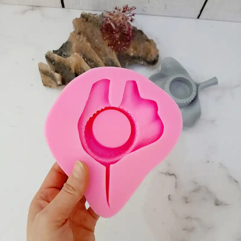 قالب سیلیکونی مدل جاشمعی طرح برگ جینگو