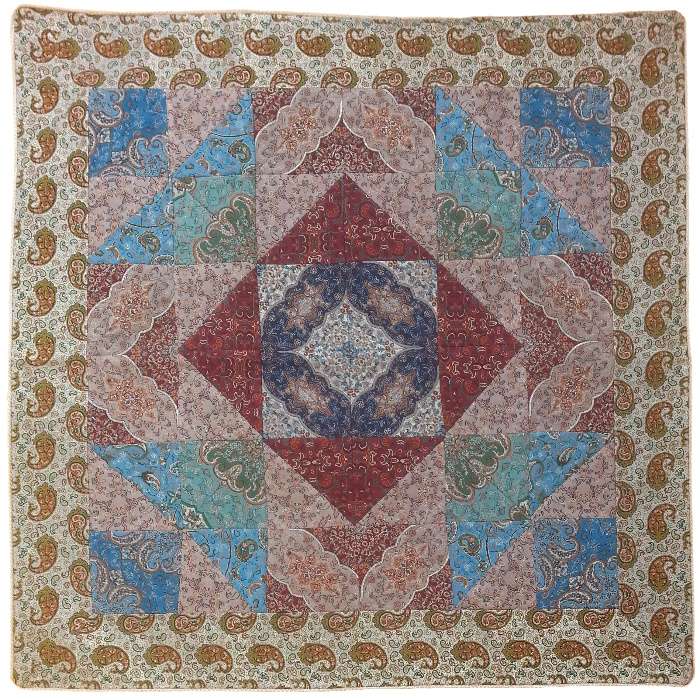 رومیزی ترمه طرح چهل تکه کد TRM142