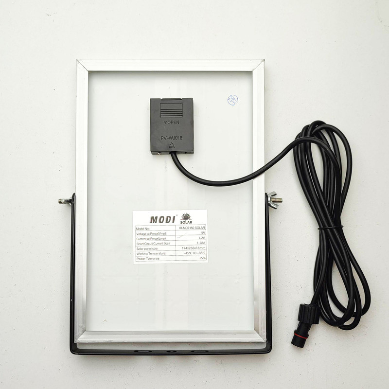 پروژکتور خورشیدی مودی مدل سولار IP66 ظرفیت 50 وات