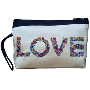 کیف لوازم آرایش آی تمر زنانه مدل LOVE کد 1