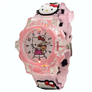 ساعت مچی عقربه‌ای کوارتز دخترانه مدل چراغدار طرح هلو کیتی 