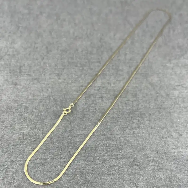 گردنبند طلا 18 عیار زنانه وی وی گلد گالری مدل هرینگبون