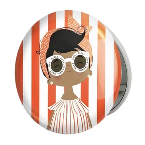 آینه جیبی خندالو طرح دخترونه مدل تاشو کد 5493 