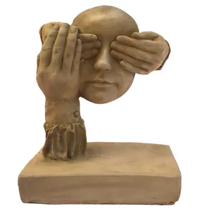 مجسمه طرح خاکی مدل چشمان بسته
