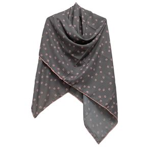 نقد و بررسی روسری زنانه مدل نخی چهارفصل دست دوز کد 1901 توسط خریداران