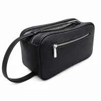 کیف دستی چرم طبیعی گاوی برای استفاده روزمره باطرح فلوتر و یراق الات درجه یک رنگ استیل ، دوخت مشکی دارای سه جیب بیرونی و یک جای کارتی 