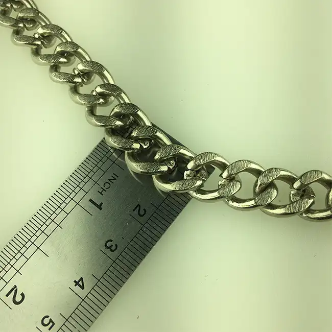 زنجیر بند کیف طرح کارتیر مدل Y-Cr-Stl طول یک متر