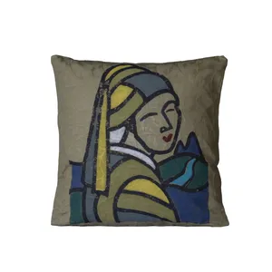 کوسن طرح گوشواره ی مروارید کد K002