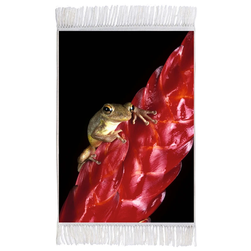 فرش ماشینی دیوارکوب اطلس آبی طرح گل و قورباغه مدل T2212 