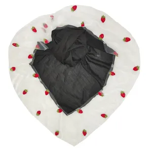 روسری زنانه مدل وال اسلپ تور توت فرنگی 