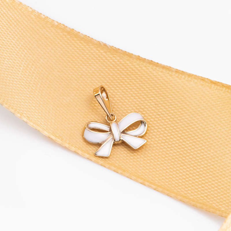 آویز گردنبند طلا 18 عیار زنانه ماوی گالری مدل روبان مینایی صدف آویز گردنبند طلا 18 عیار زنانه ماوی گالری مدل روبان مینایی صدف