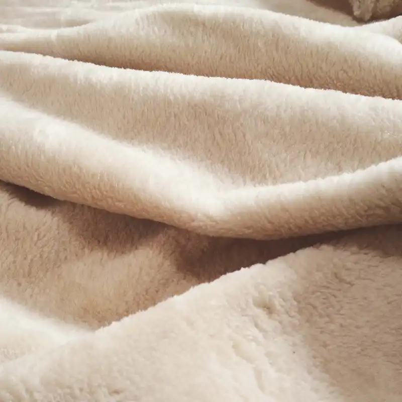 پارچه لباس مدل مخمل تدی دورو نیوسافت کد 06