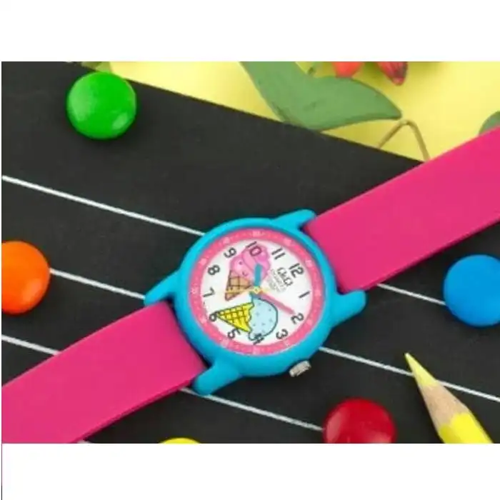 ساعت مچی عقربه ای کیو اند کیو بچگانه مدل vr41j007y