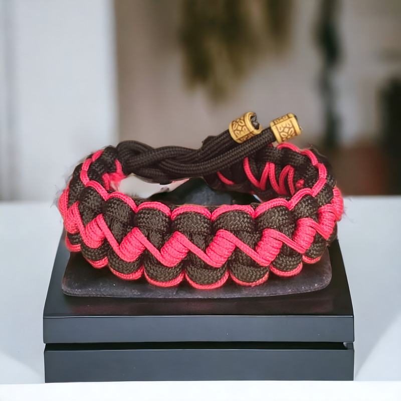 دستبند مردانه مدل بافت سیم پیچ