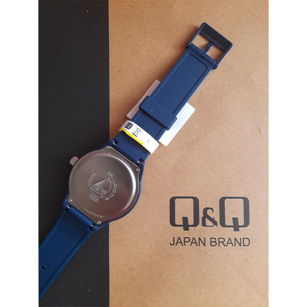 ساعت مچی عقربه ای کیو اند کیو مدل vr28j035y