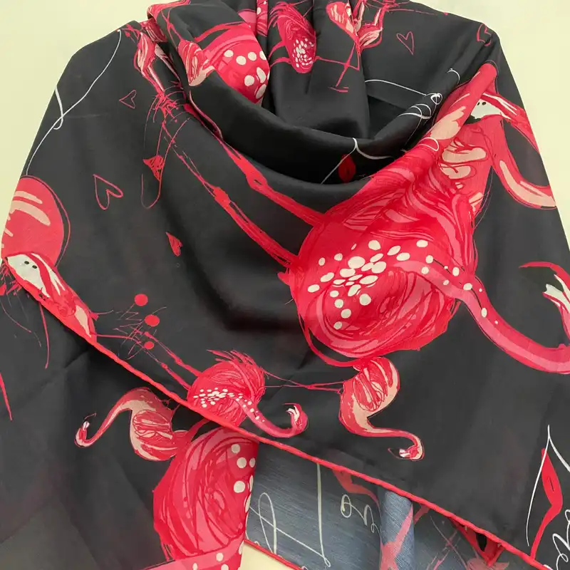 روسری زنانه مدل نخی چهارفصل قواره بزرگ کد 1398