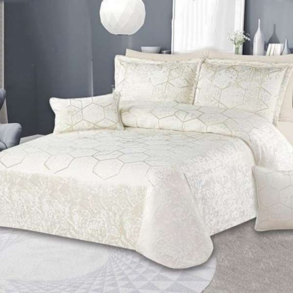 سرویس روتختی مدل مخمل ترک طرح مونیکا دونفره 8 تکه سرویس روتختی مدل مخمل ترک طرح مونیکا دونفره 8 تکه