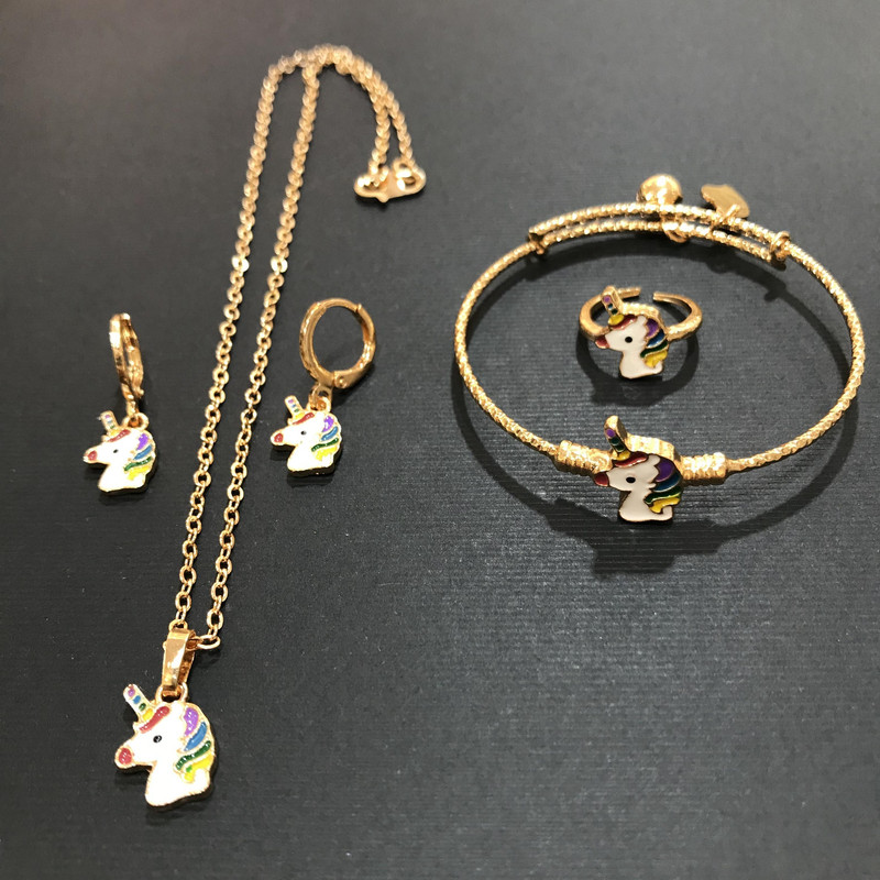 ست دخترانه مدل اسب تک شاخ کد YO01