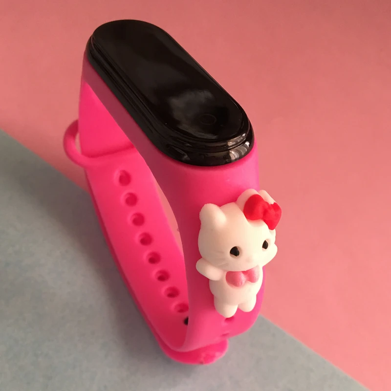 عکس شماره 2 : ساعت مچی دیجیتال بچگانه مدل ضد آب لمسی طرح کیتی پاپیونی کد w k p