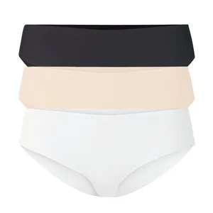 شورت زنانه اسمارا مدل لیزر کات بدون درز کد 400 بسته 3 عددی