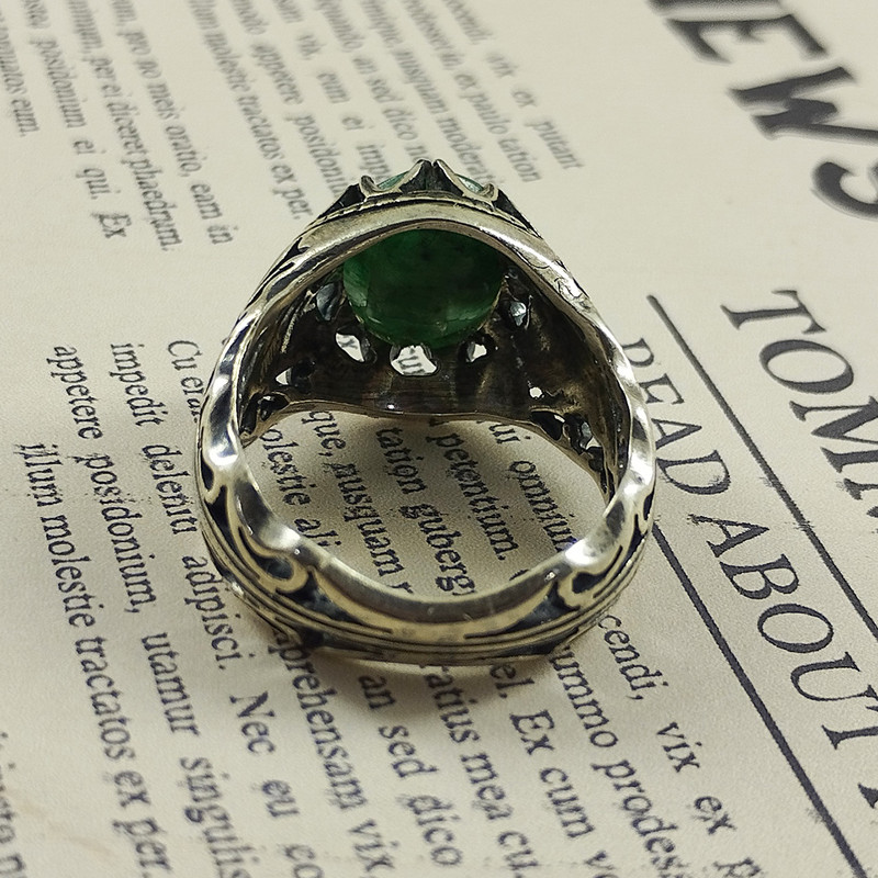 انگشتر نقره مردانه سلین کالا مدل زمرد اصل کد 111 انگشتر نقره مردانه سلین کالا مدل زمرد اصل کد 111