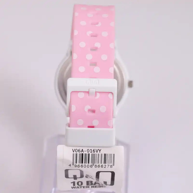 ساعت مچی عقربه ای زنانه کیو اند کیو مدل V06A-016VY