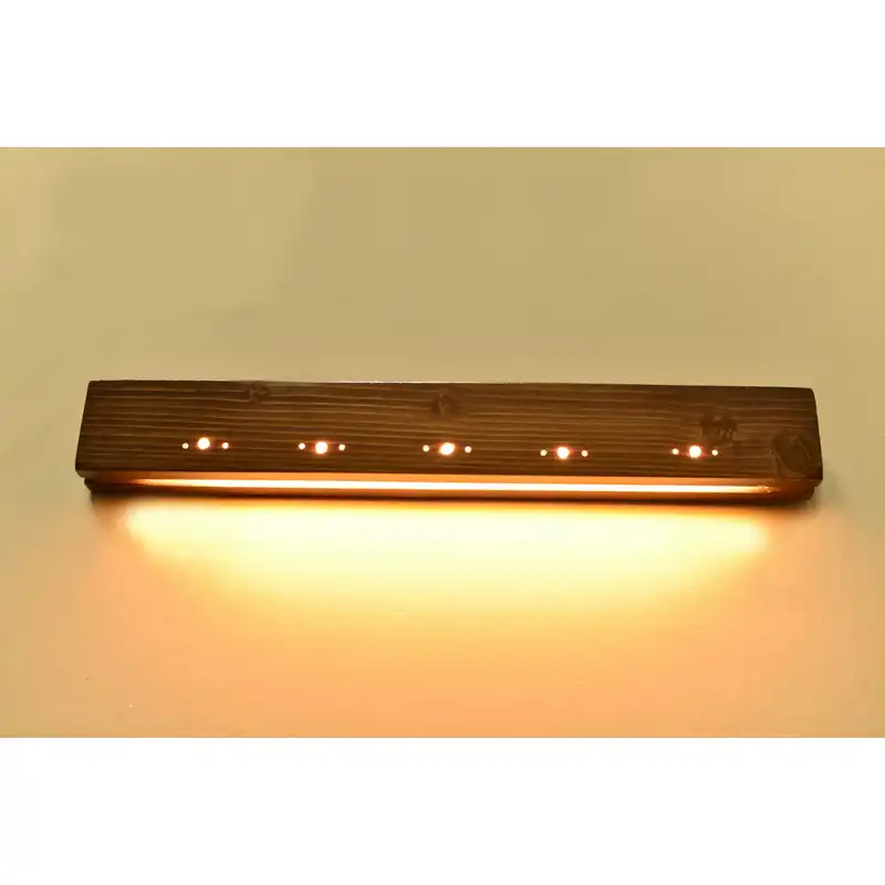 چراغ دیواری مدل C2-37