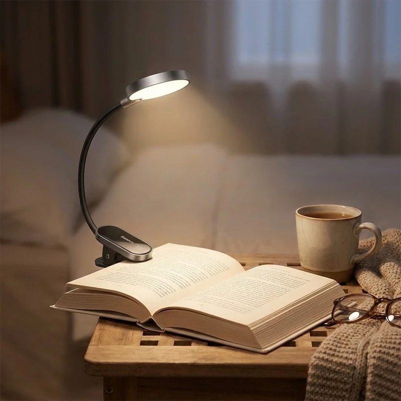 عکس شماره 2 : چراغ مطالعه باسئوس مدل mini clip lamp