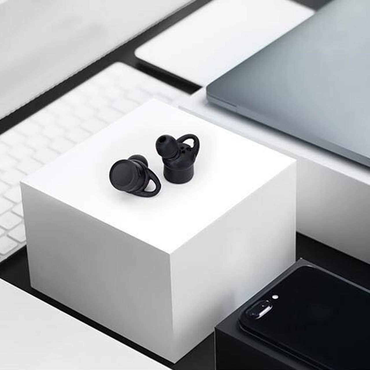 هدفون بی سیم راک مدل True Wireless Stereo -  - 26