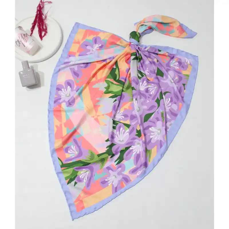 روسری زنانه مدل ابریشم توییل قواره 90 طرح گل بهاری کد ana-2941