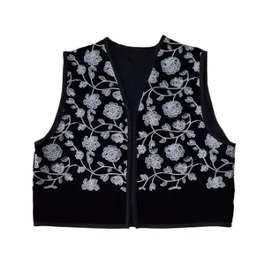 جلیقه رسمی زنانه مدل مخمل سوزندوزی