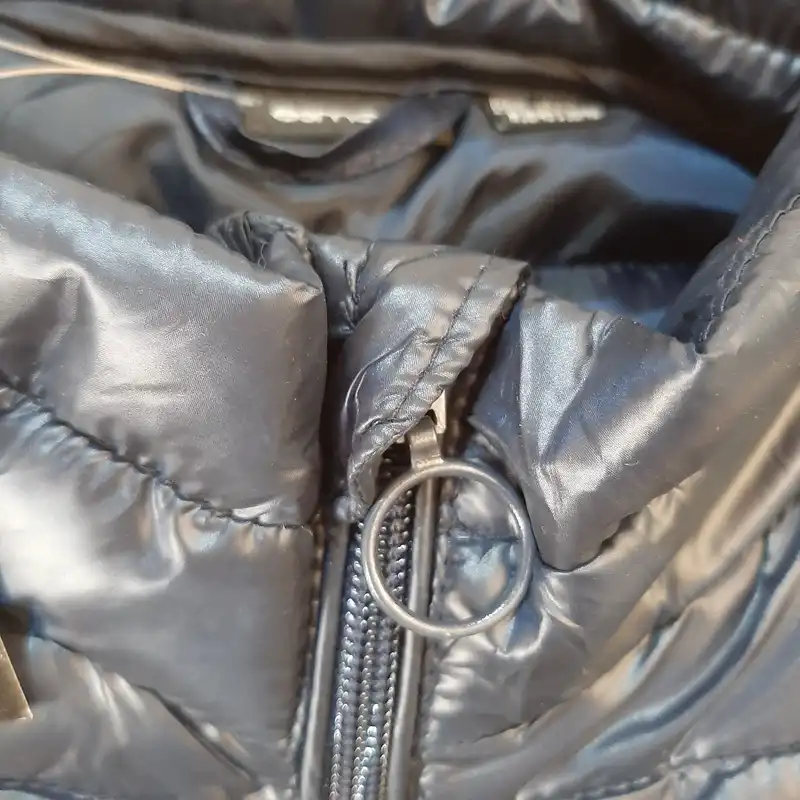 جلیقه زنانه اسمارا مدل پافر لایت