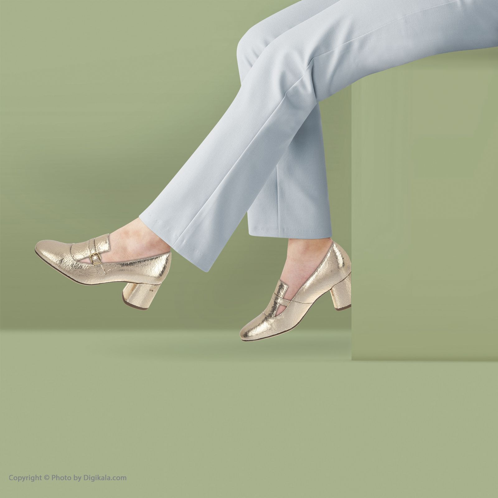 کفش زنانه هوگل مدل 5-104701-7500 - طلایی - 2