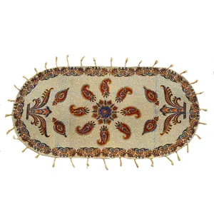 روميزي قلمكارممتاز اثرعطريان طرح خورشيد مدل G223سایز 80*40 سانتی متر