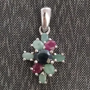 آویز گردنبند نقره زنانه سلین کالا مدل یاقوت زمرد ce-new186