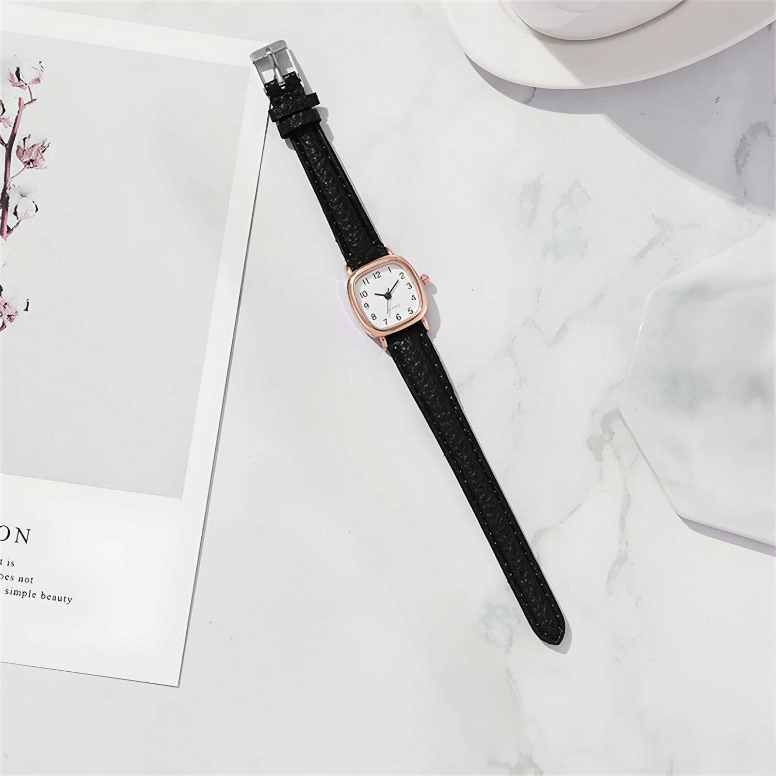 ساعت مچی عقربه ای زنانه مدل کلاسیک بند چرم کد 2 - - 7