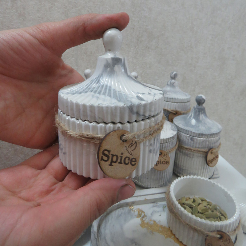 ست جا ادویه 11 پارچه طرح سنگی کد 805