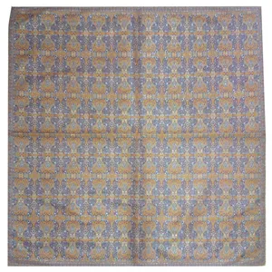 رومیزی ترمه ابریشمی کد 2030 سایز 100 × 100 سانتی متر