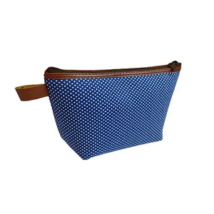 کیف پارچه ای طرح خالخالی