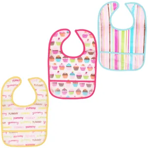 پیشبند luvable friends  مدل One Size  بسته 3 عددی