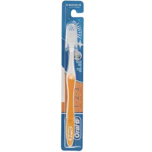Oral-B 123 Medium Toothbrush